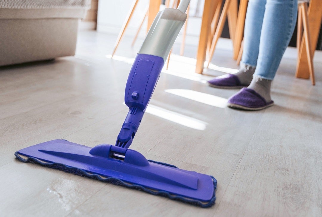 How-to-protect-your-floors-holidays-3